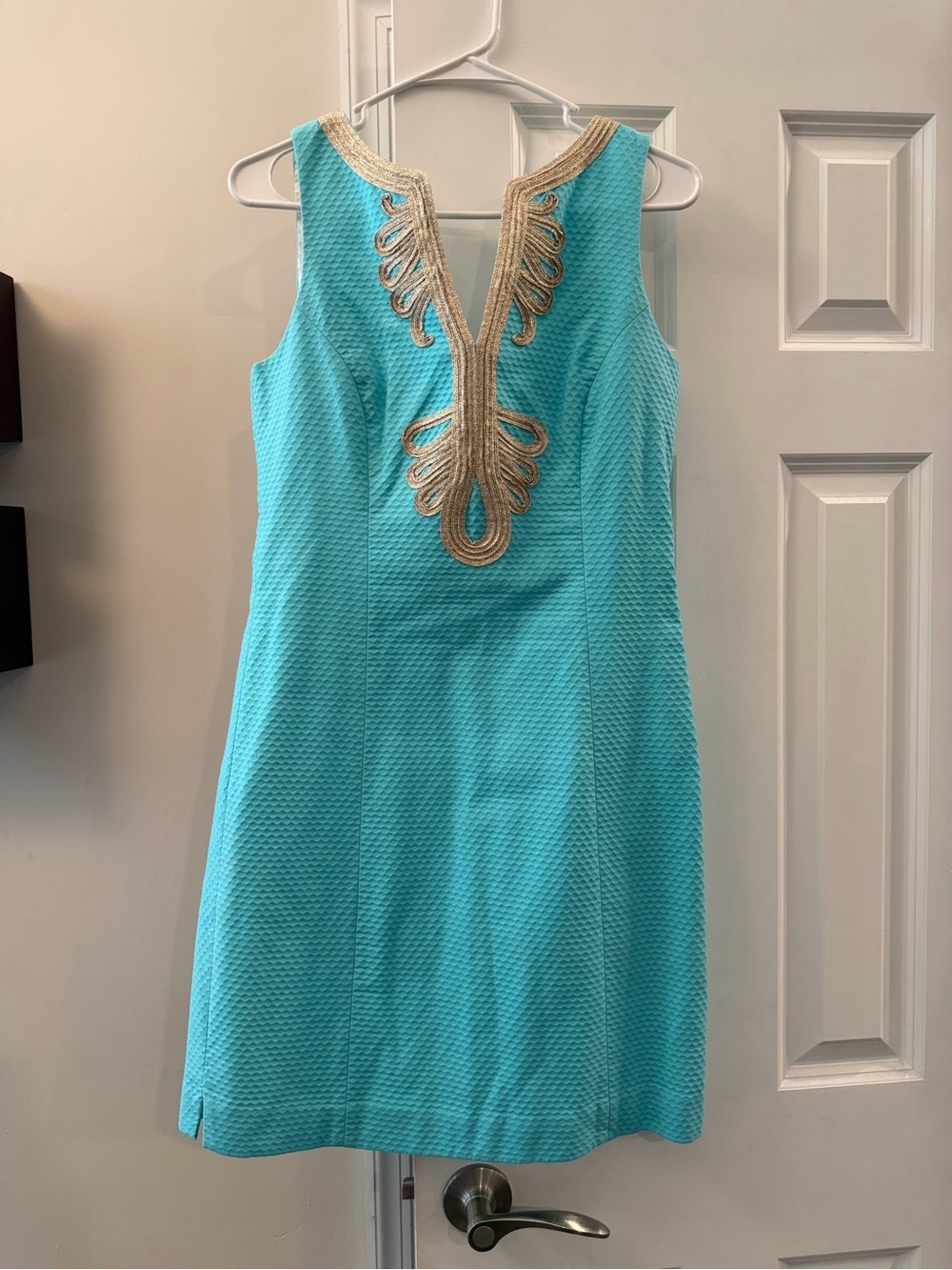 Lilly Pulitzer Turquoise Sleeveless Embroidered V-Neck Shift Dress